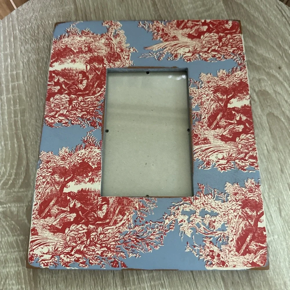 Wood Blue And Red Toile Pattern Picture Frame Shabby Chic 5x7 Opening Frame